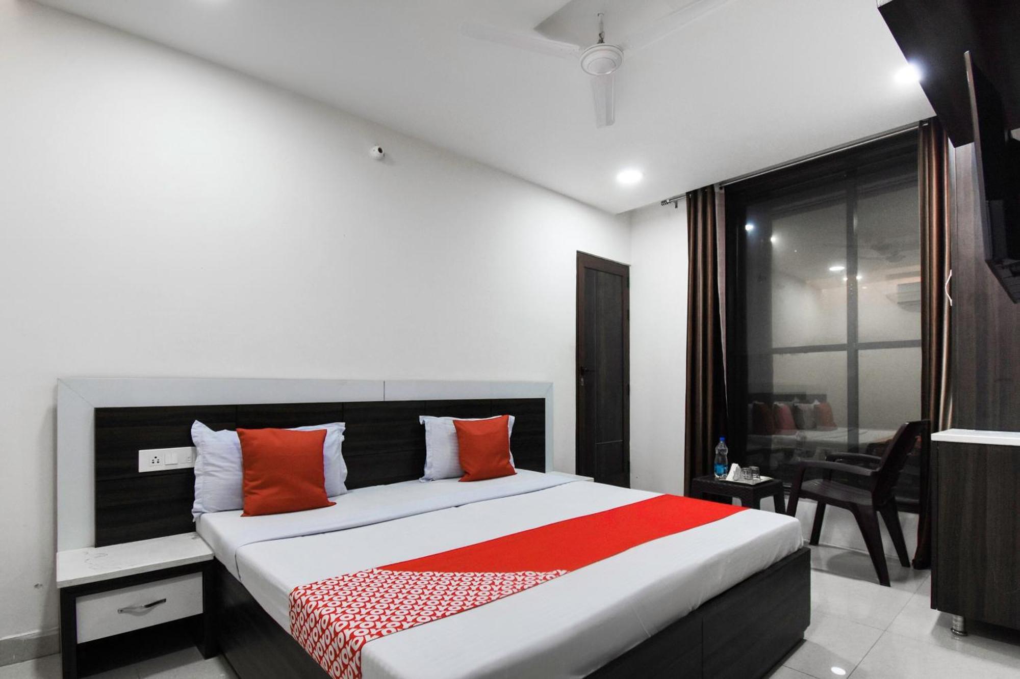 Hotel O Shangri-La-Inn Ludhiana Dış mekan fotoğraf